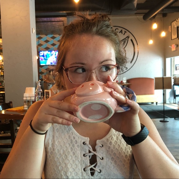 Meet your Posher, Kaleigh - Picture 6 of 8